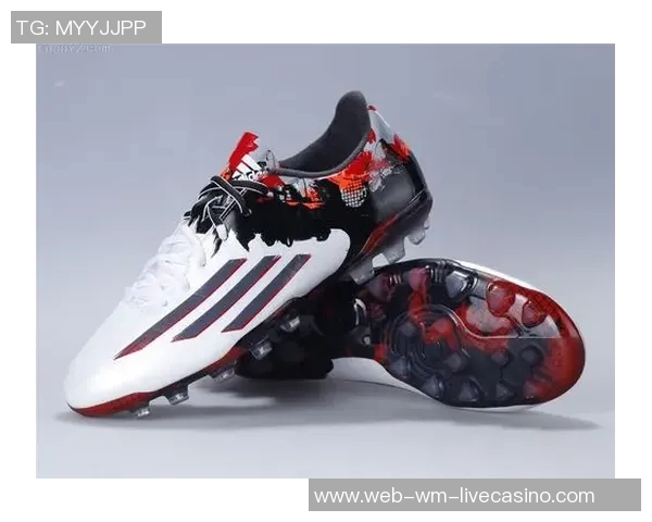 选择适合你的足球运动鞋提升比赛表现的全面指南与推荐 选择适合你的足球运动鞋提升比赛表现的全面指南与推荐